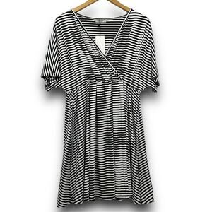 NEW Ekouaer Mock Wrap Dress Vneck Relaxed Black White Stripe Knee Length Large